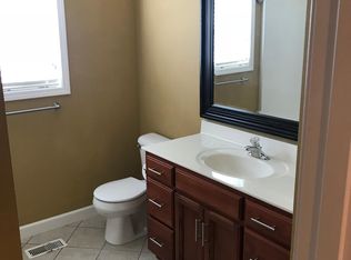 2113 Red Oak Dr, Jefferson City, MO 65109