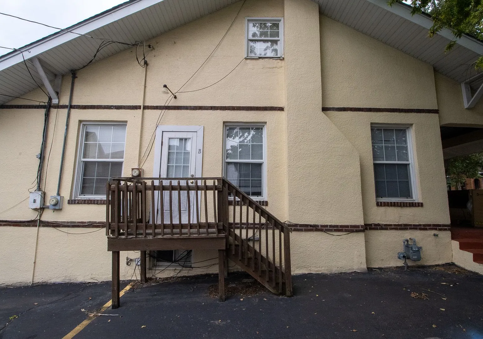 1105 Hamilton Way — Photo 3