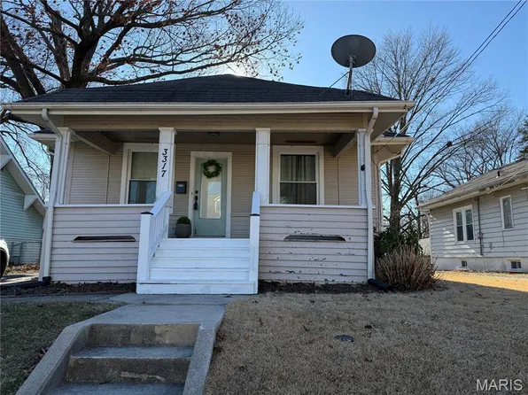 3317 Jackson St, Alton, IL 62002