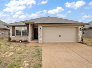 7796 Reece Dr E, Southaven, MS 38671