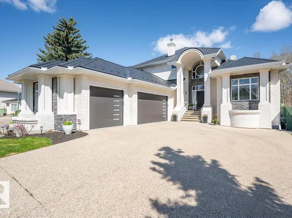 314 Weaver Point E, Edmonton, AB T6M 2J4