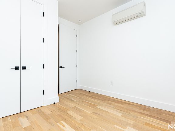 2nd image of 167 Meserole Ave #1F