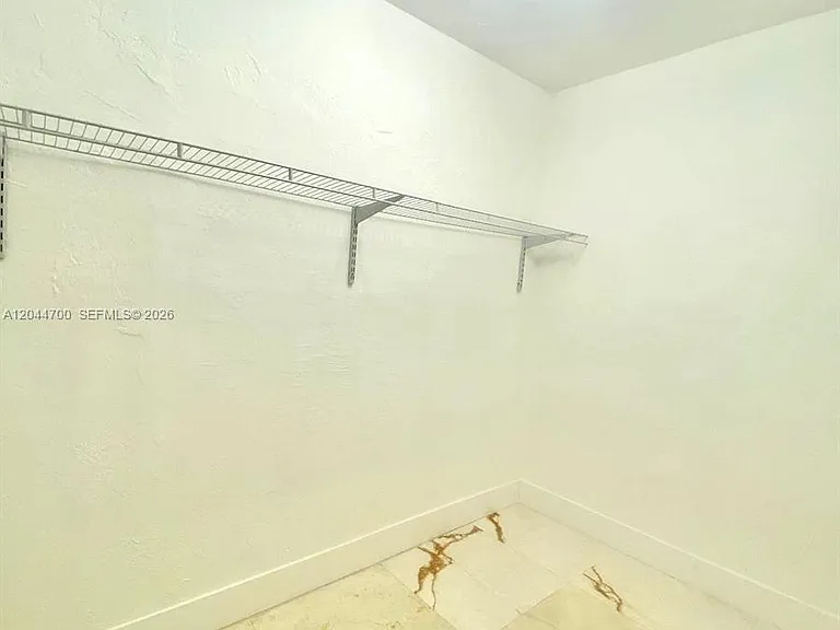 10901 N Kendall Dr #210 — Photo 14