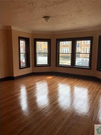 2nd image of 9411 S Laflin St #1