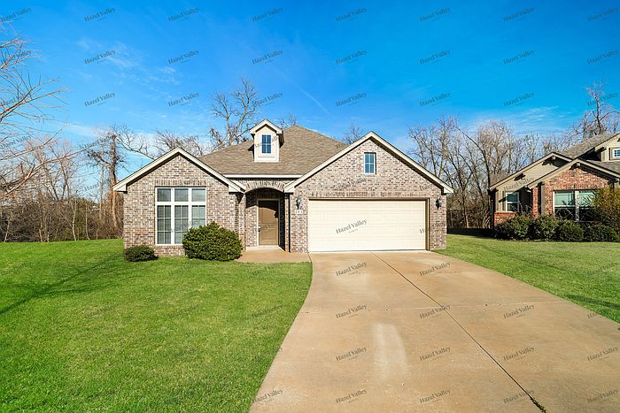 1st image of 203 W 54th Ct