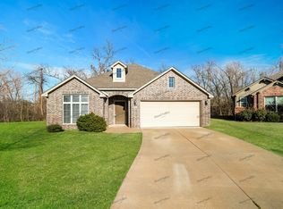 203 W 54th Ct, Sand Springs, OK 74063