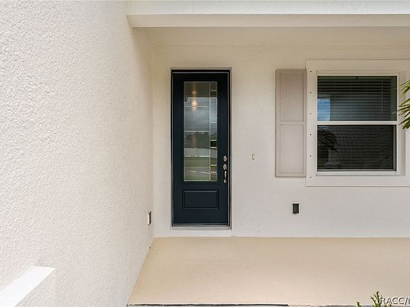 5th image of 1860 E Saint James Loop
