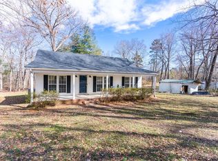 1011 Cornelias Ln, Nathalie, VA 24577