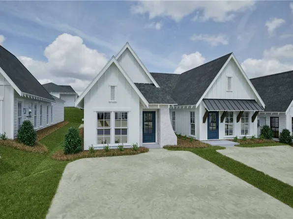 80 Hunter St, Opelika, AL 36801