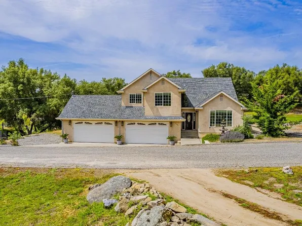 30840 Badger Ct, Coarsegold, CA 93614