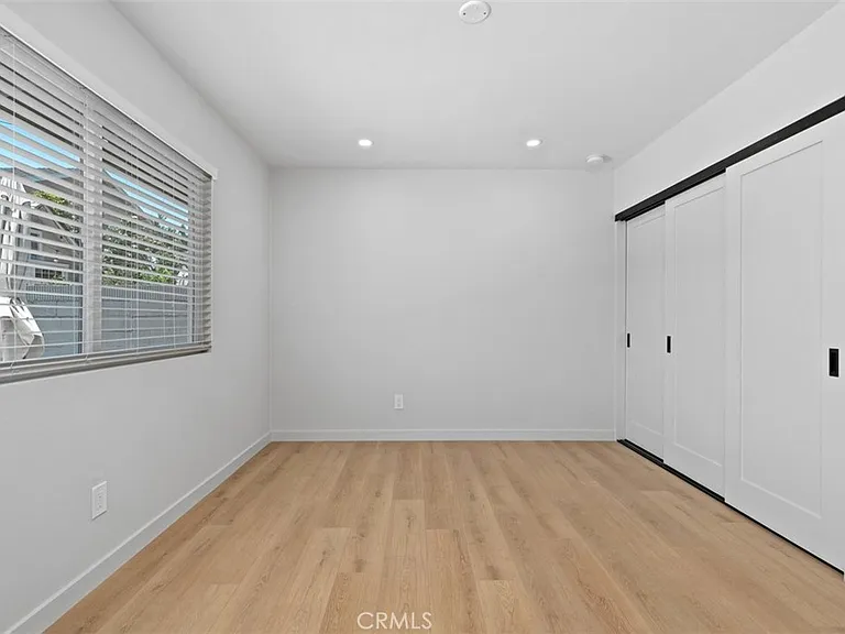 15881 Pilgrim Cir — Photo 16