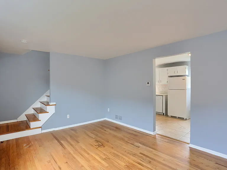 440 Brierly Ln #440 — Photo 6