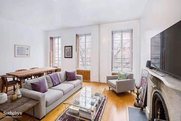Rented by Sotheby's International Realty | media 7