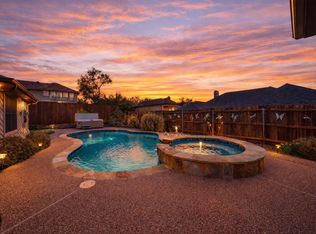 2701 Ridge Top Ln, Arlington, TX 76006