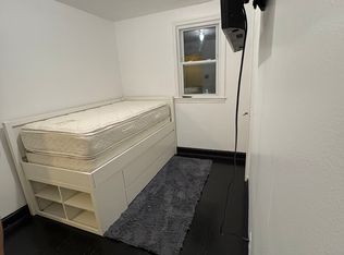 15 54th St SE #1, Washington, DC 20019