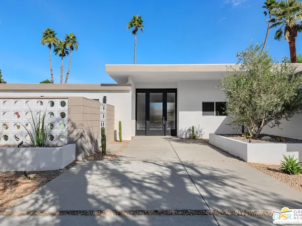 2220 S Yosemite Dr, Palm Springs, CA 92264