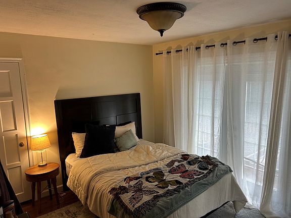 Bedroom 1 (downstairs)