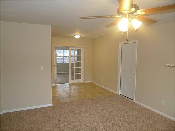 4th image of 8701 N Renfrew Pl
