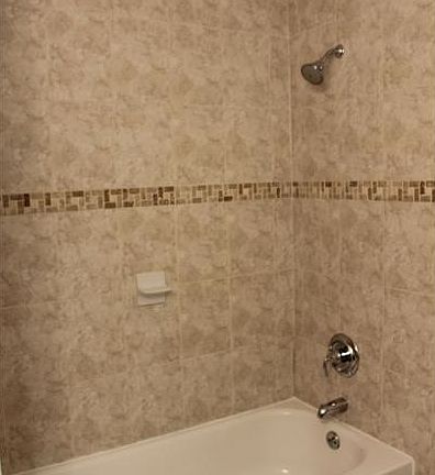 4th image of 2844 S Edgehill Ln