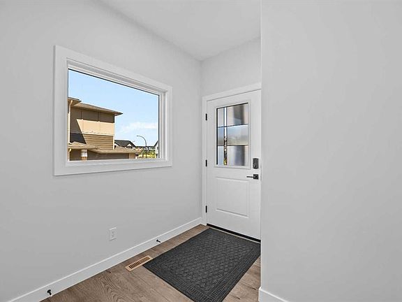 5th image of 35 E Creekside Rise SW