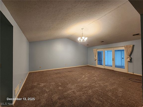 5th image of 870 King Ridge Dr