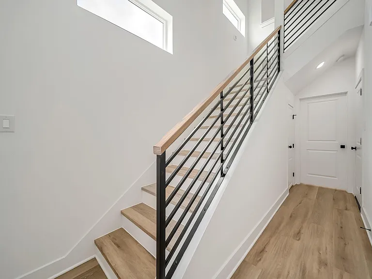 3468 Bremond St — Photo 14