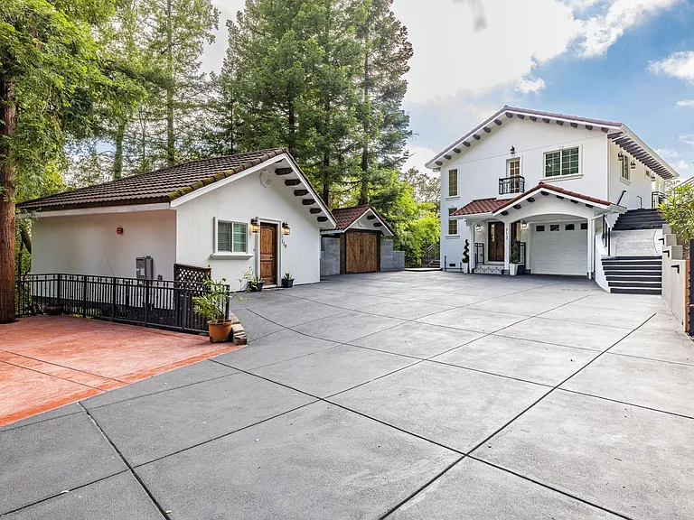 713 Wikiup Dr — Photo 9