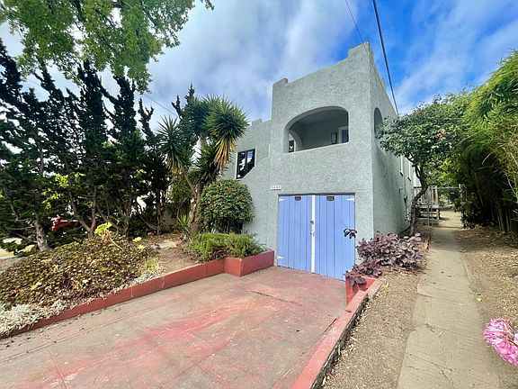 3rd image of 3601 Randolph Ave