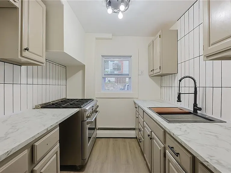 20 Barnes St #2 — Photo 1