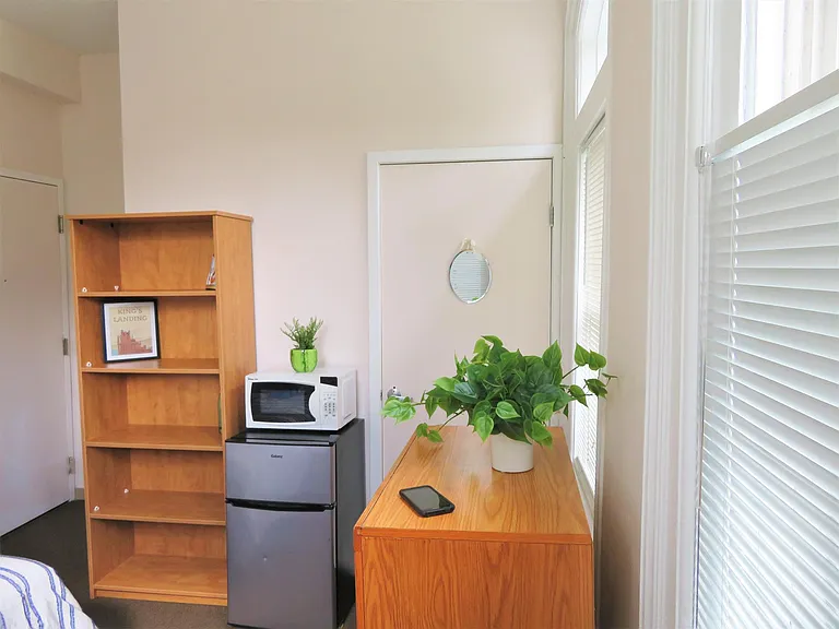 222 S Aurora St — Photo 14