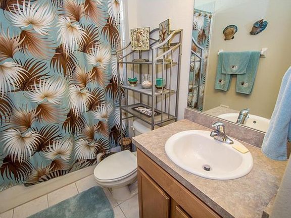 4th image of 7967 Camden Woods Dr