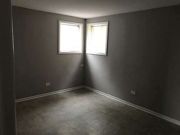 5th image of 12430 Fairview Ave APT Bw