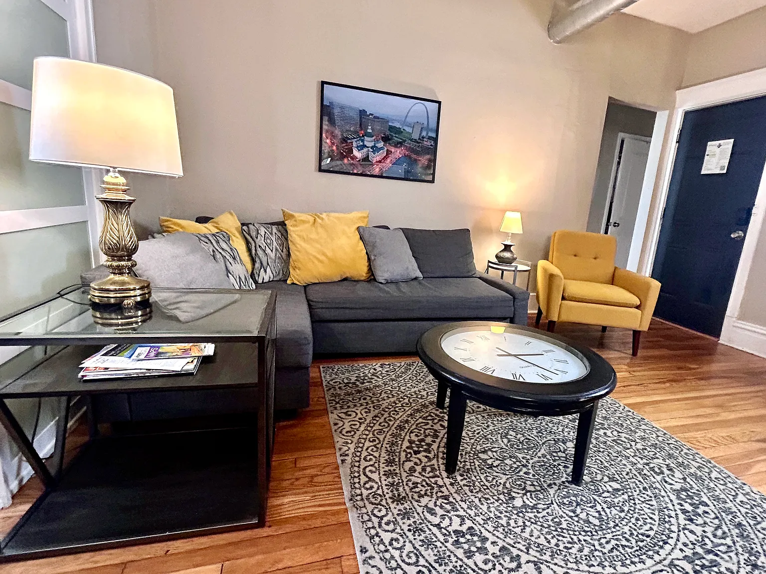 5657 Waterman Blvd — Photo 3