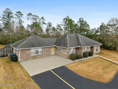 5031 Ivanhoe Dr, Kiln, MS, 39556