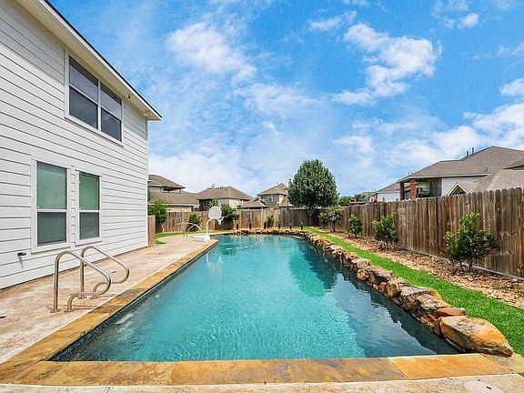 5th image of 13710 Breezy Meadow Ct