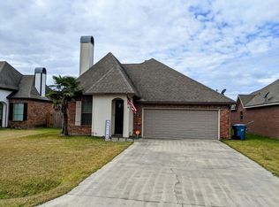 300 King Arthurs Way, Youngsville, LA 70592