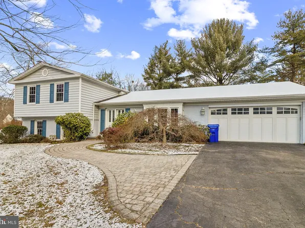 4921 Morning Glory Ct, Rockville, MD 20853