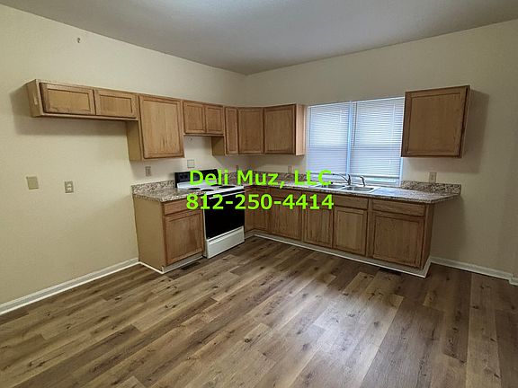 4th image of 216 Madison Ave