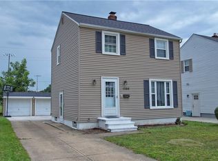 1588 Woodhurst Ave, Mayfield Heights, OH 44124