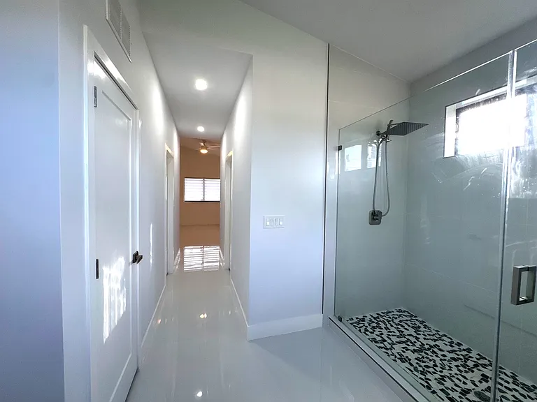 1882 Coral Point Dr — Photo 27