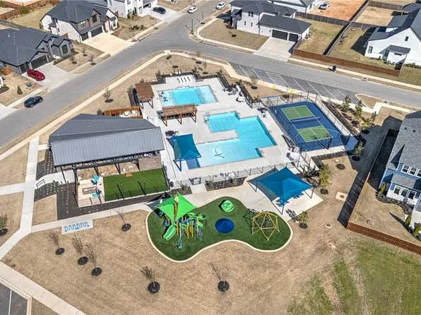 6706 SW Ambient St, Bentonville, AR 72713