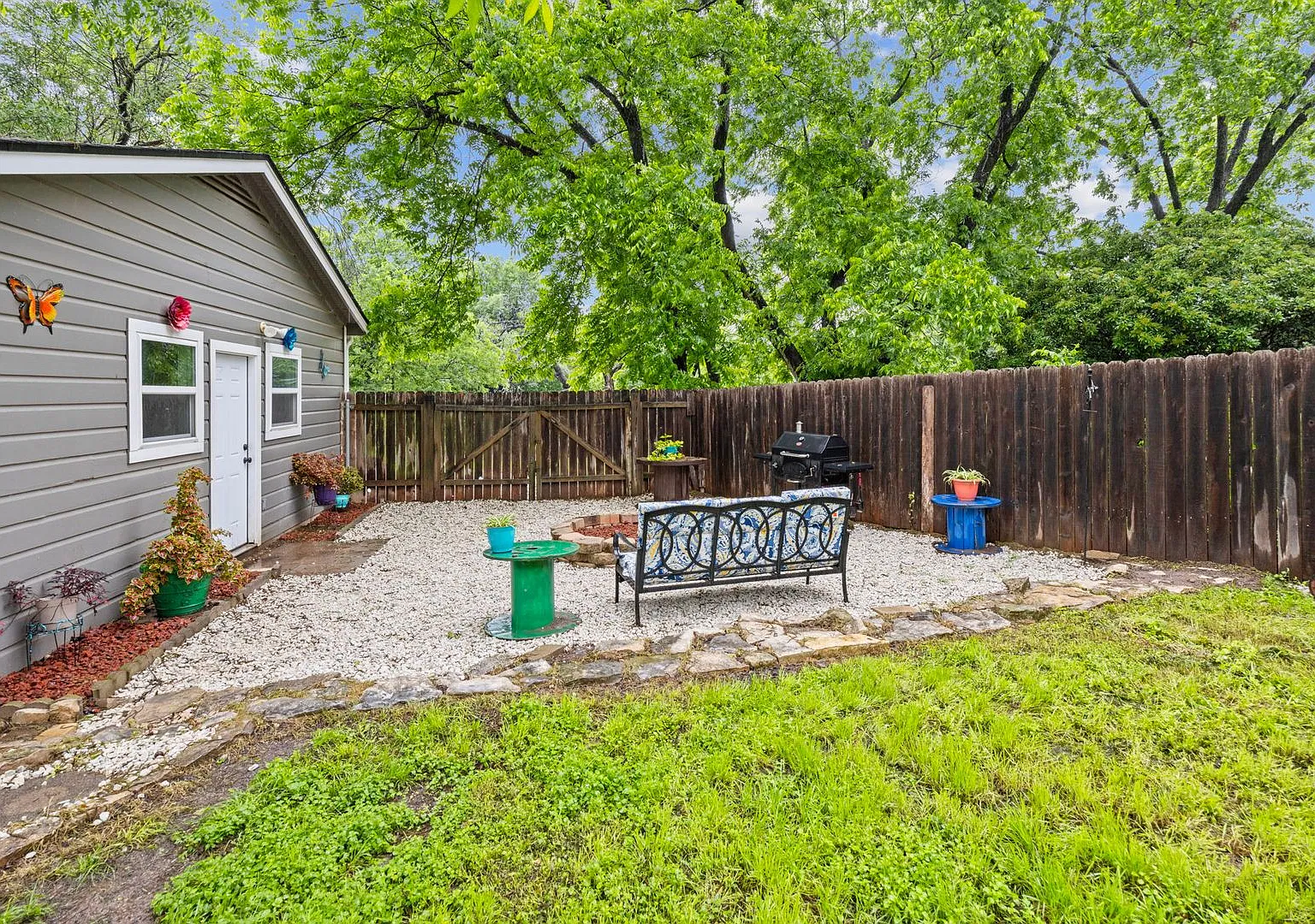 3/2 with Office in Established Neighborhood — Photo 3