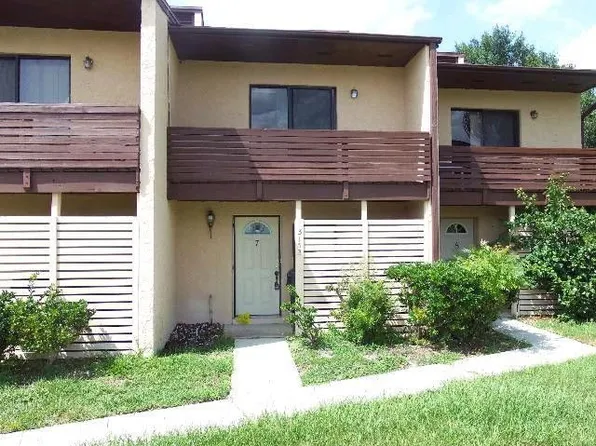 3152 Finsterwald Dr, Titusville, FL 32780