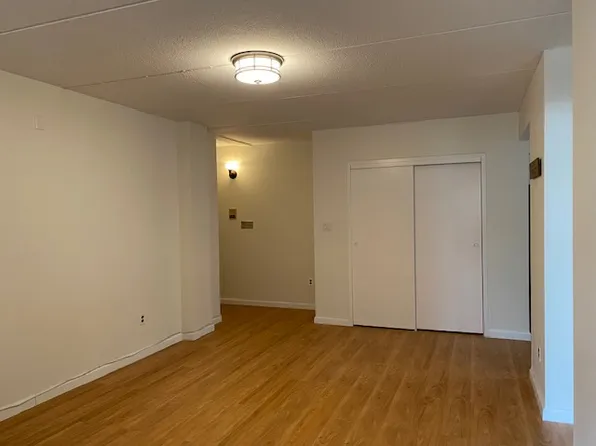 5745 74th St, Middle Village, NY