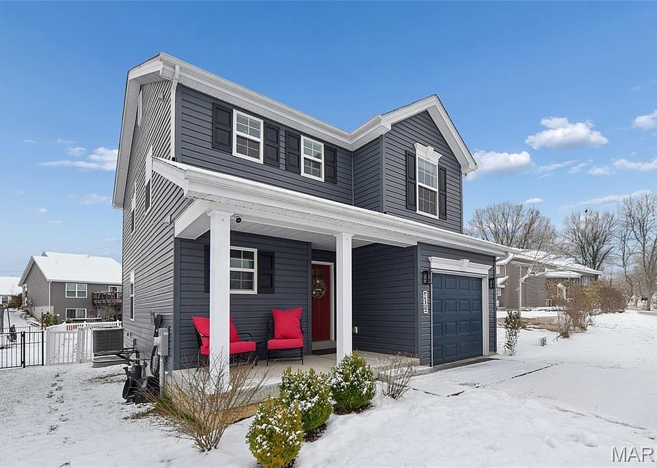 1st image of 401 Rolling Meadow Dr