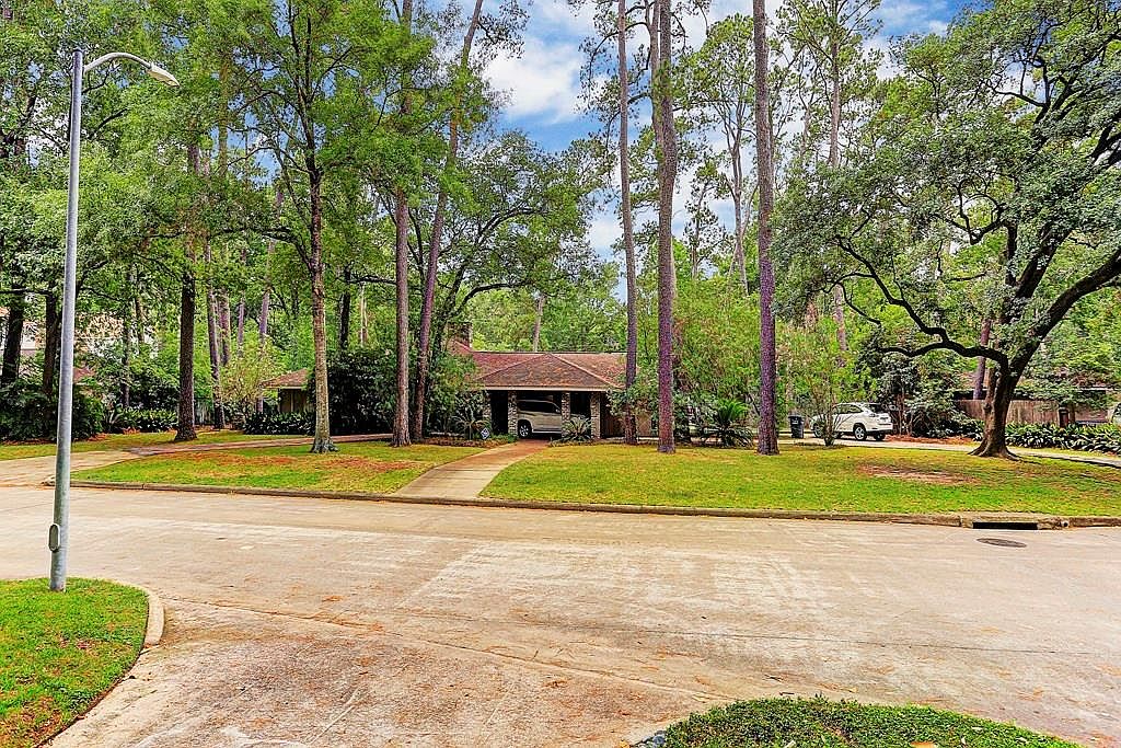 715 Pinehaven Dr, Houston, TX 77024 Zillow