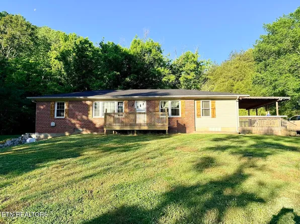 2625 Wartrace Hwy, Pleasant Shade, TN 38588