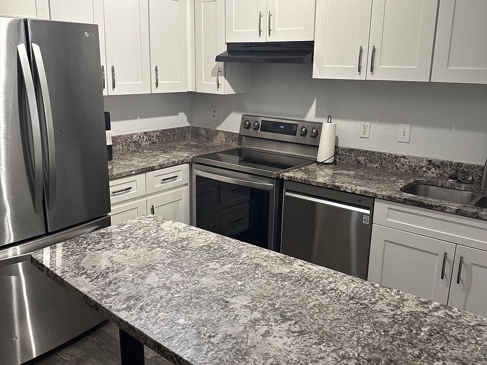 1st image of 2320 W Azeele St Unit 327