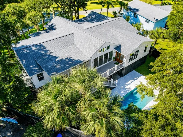 257 Forest Trl, Isle Of Palms, SC 29451