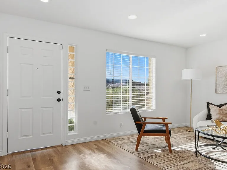 1034 Skysail Dr — Photo 2